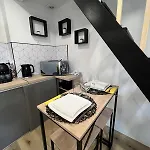 Proche Zenith & Polyclinique Apartman